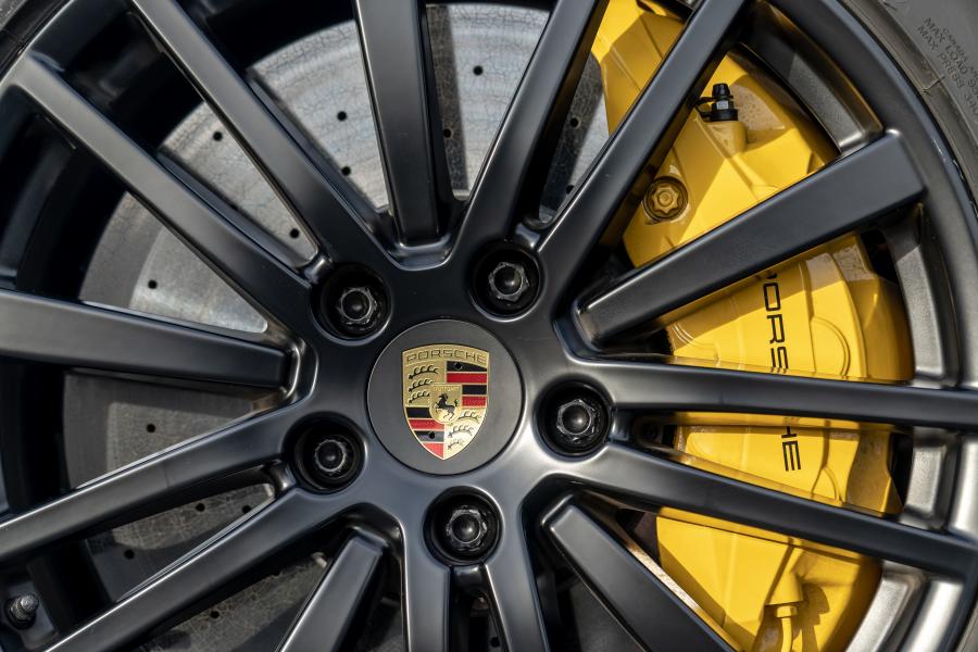Колеса Porsche Panamera GTS (971) 2019 года  (NA) (фото 6 из 40)